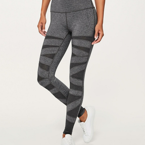 NWT LULULEMON WUNDER UNDER HIGH RISE TIGHT SE TECH - Picture 2 of 5